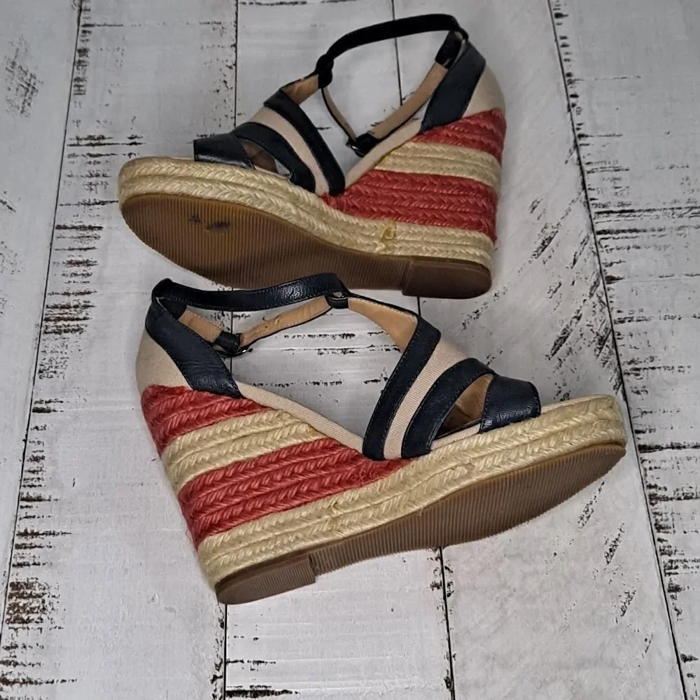 Audrey Brooke Kerry Braided Wedges 6M